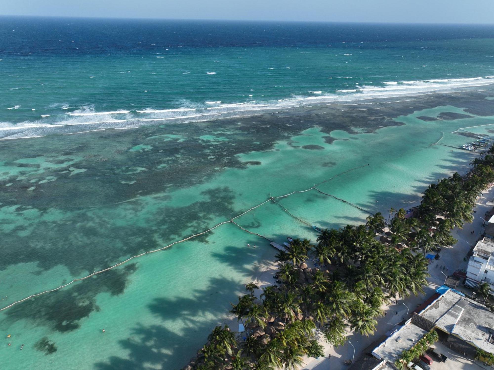 Oneiro Suites With Sea View Mahahual Esterno foto