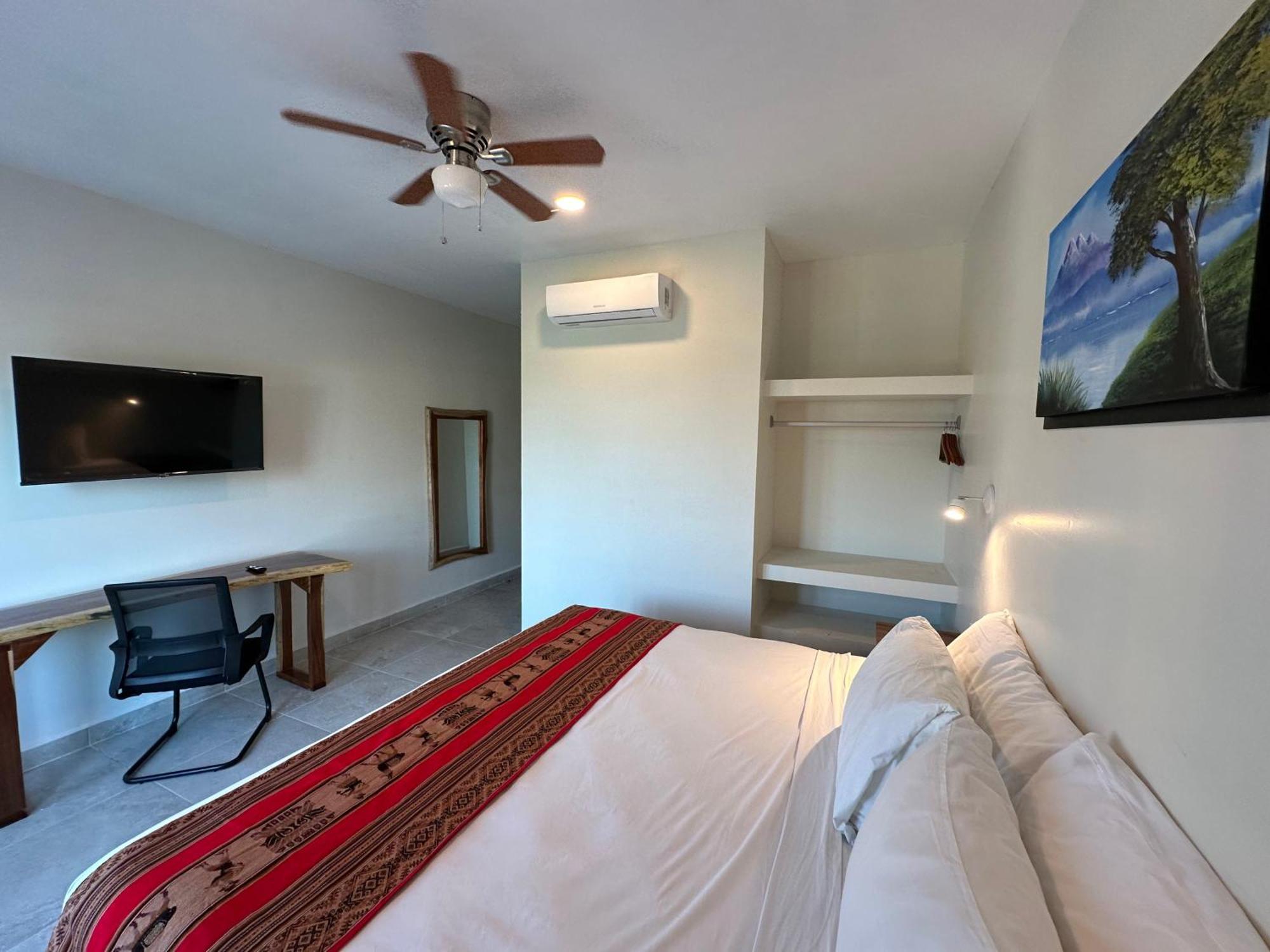 Oneiro Suites With Sea View Mahahual Esterno foto